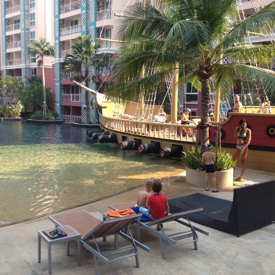 Apartemen Grande Caribbean 17th Floor By Bell-turner